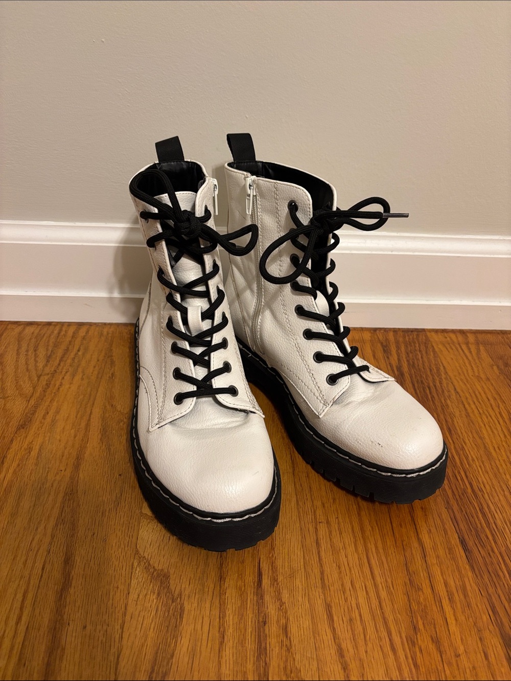 Sincerly Jules White Leather Combat Boots with Black Laces